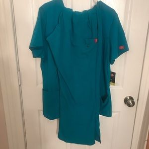 Dickies Scrubs Set